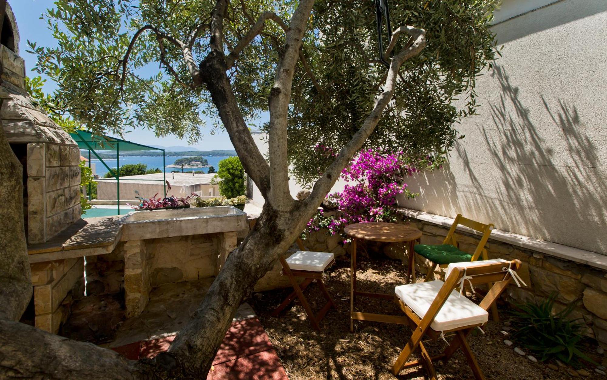 Apartment Rossi Perkov Hvar Town Exterior photo